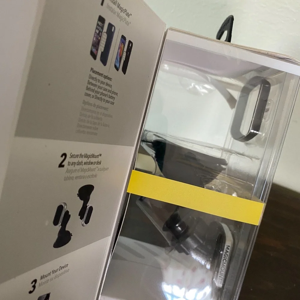 Magic Mount, brand new; for mobile phones, dashboard, car, free up hands, NIB